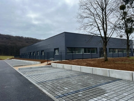 Photo 1 – location entrepôts et locaux d'activité CHÂTILLON-LE-DUC (25870)