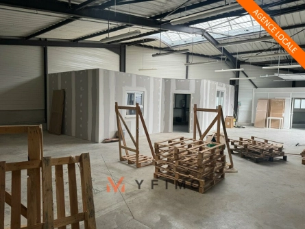 Photo 1 – location entrepôts et locaux d'activité GARGENVILLE (78440)