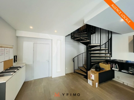 Photo 1 – vente entrepôts et locaux d'activité	CHANTELOUP-LES-VIGNES (78570)