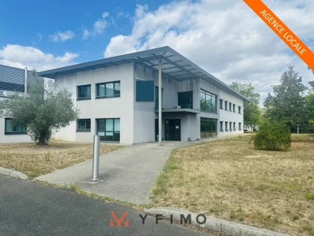 Photo 1 – location entrepôts et locaux d'activité	POISSY (78300)