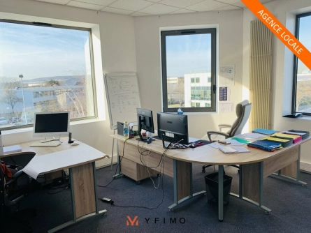Photo 1 – location bureaux	POISSY (78300)