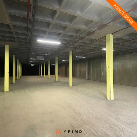 Photo 1 – location entrepôts et locaux d'activité JUZIERS (78820)