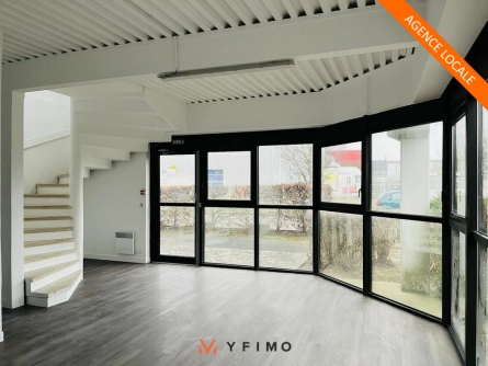 Photo 1 – location entrepôts et locaux d'activité COIGNIERES (78310)