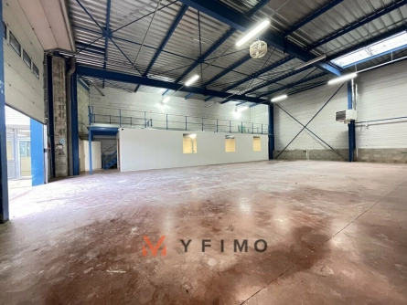 Photo 1 – location entrepôts et locaux d'activité	LES MUREAUX (78130)