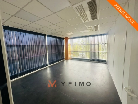 Photo 1 – location bureaux	POISSY (78300)