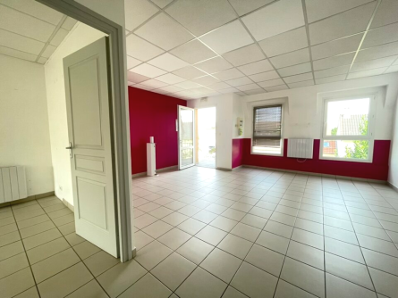 Photo 1 – location bureaux FLINS SUR SEINE (78410)