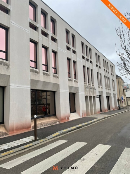 Photo 1 – location bureaux MANTES LA JOLIE (78200)