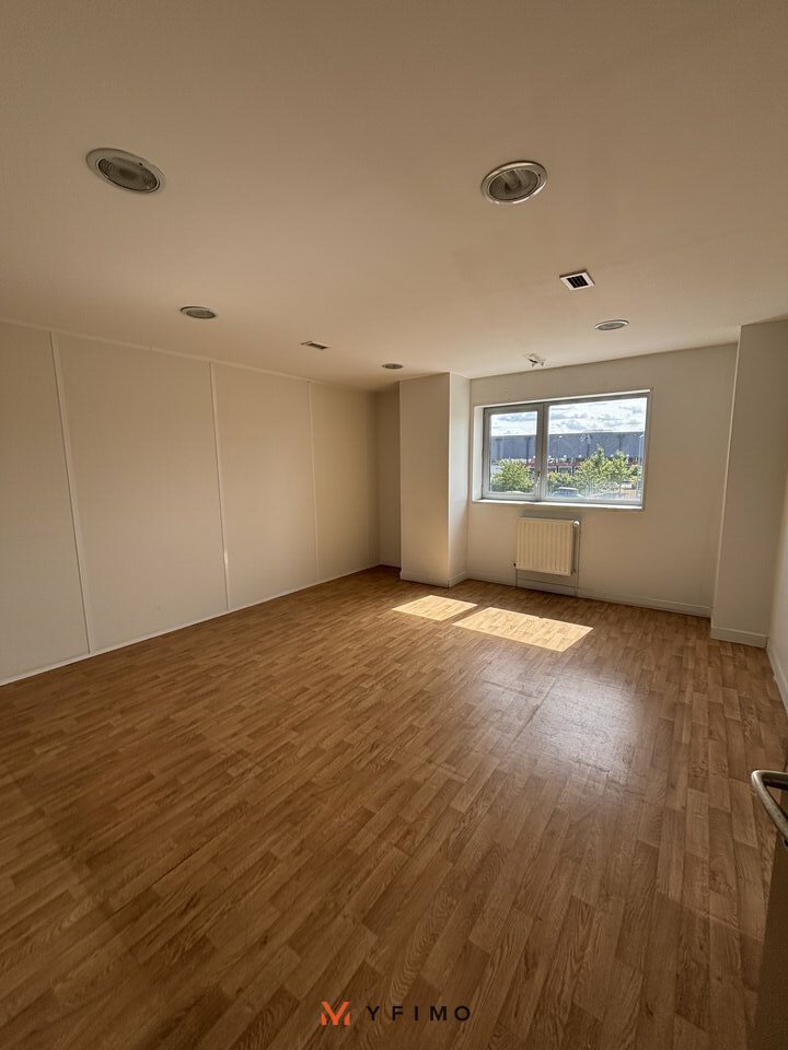 VENTE ENTREPÔTS ET LOCAUX D'ACTIVITÉ CHANTELOUP LES VIGNES (78570) | 78_0121 | photo 12