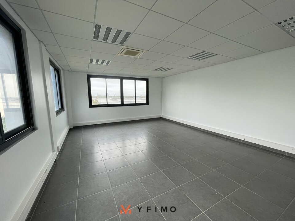 LOCATION BUREAUX CHAMBOURCY (78240) | 78_1175 | photo 3