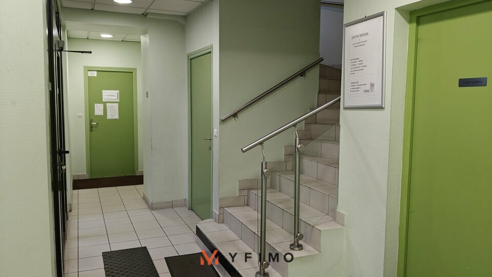 LOCATION BUREAUX LES MUREAUX (78130) | 78_1509 | photo 2