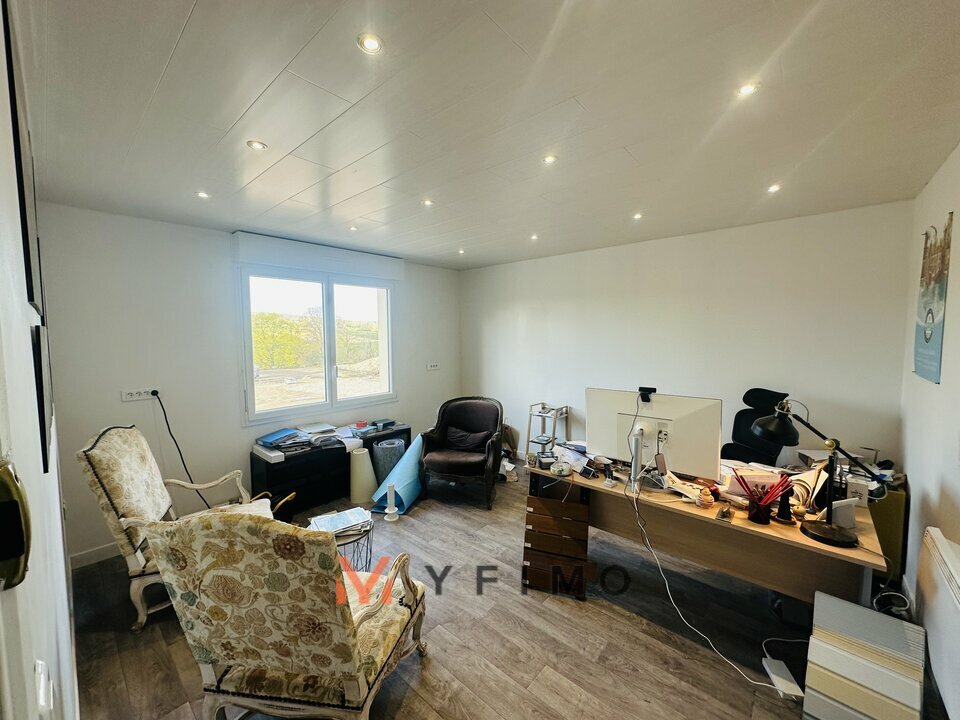 LOCATION ENTREPÔTS ET LOCAUX D'ACTIVITÉ ORGEVAL (78630) | 78_1582 | photo 8