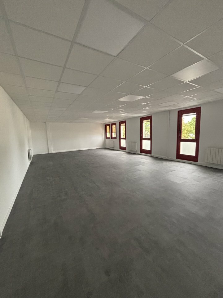 LOCATION ENTREPÔTS ET LOCAUX D'ACTIVITÉ ERAGNY (95610) | 95_0473 | photo 4