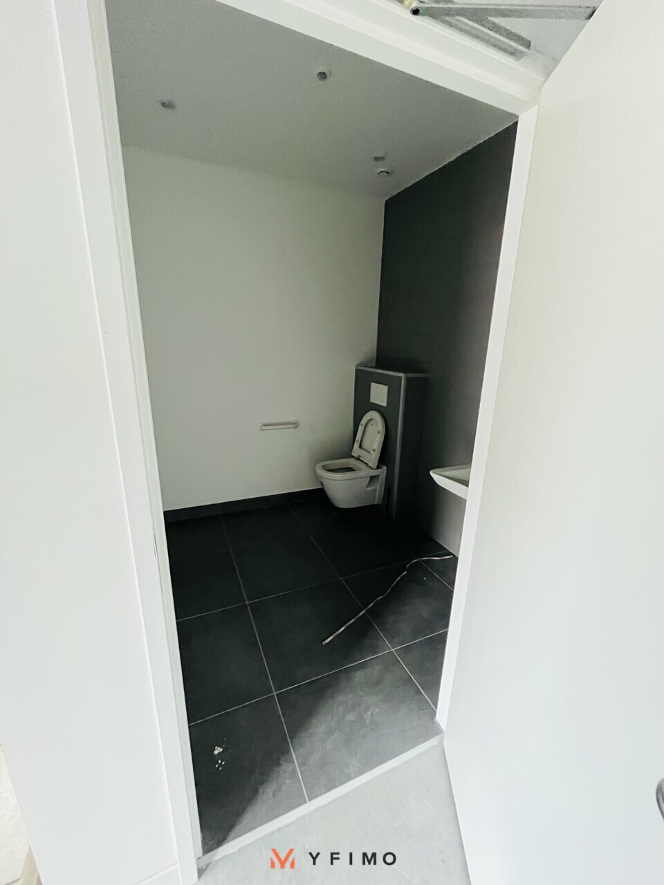 LOCATION ENTREPÔTS ET LOCAUX D'ACTIVITÉ POISSY (78300) | 78_1206 | photo 2