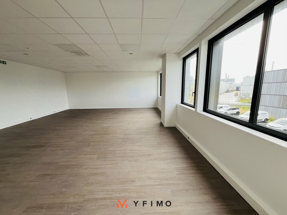 LOCATION ENTREPÔTS ET LOCAUX D'ACTIVITÉ POISSY (78300) | 78_1206 | photo 4