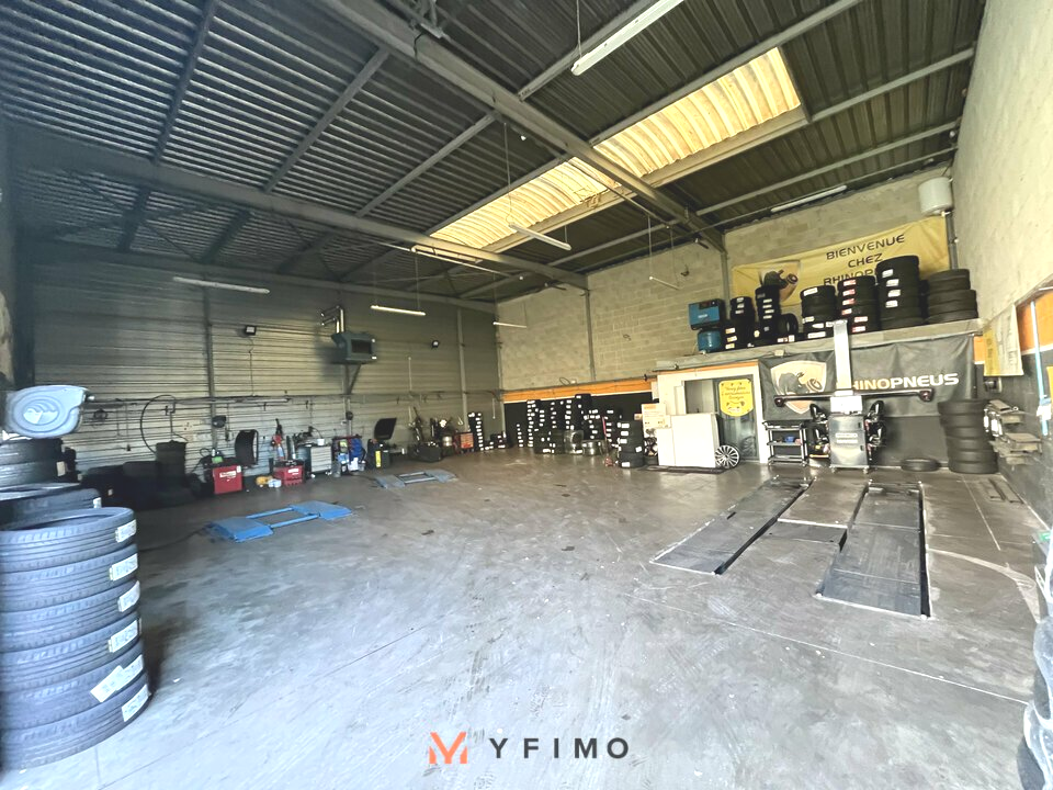 VENTE ENTREPÔTS ET LOCAUX D'ACTIVITÉ LES MUREAUX (78130) | 78_1333 | photo 2