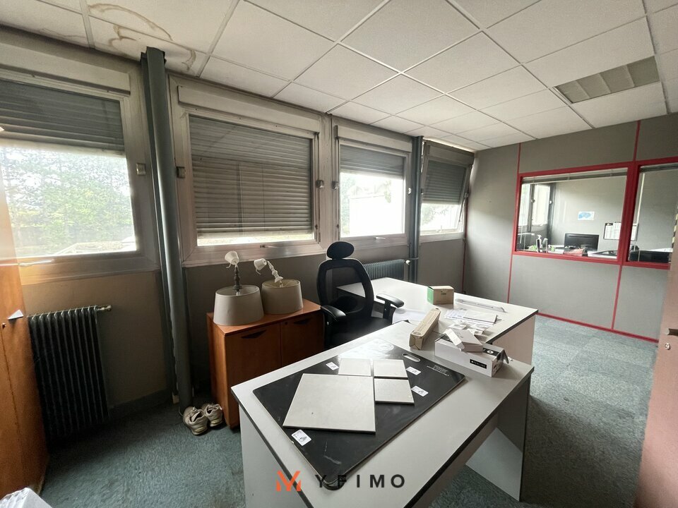 LOCATION ENTREPÔTS ET LOCAUX D'ACTIVITÉ JUZIERS (78820) | 78_1424 | photo 2