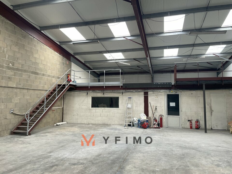 LOCATION ENTREPÔTS ET LOCAUX D'ACTIVITÉ ECQUEVILLY (78920) | 78_1427 | photo 7