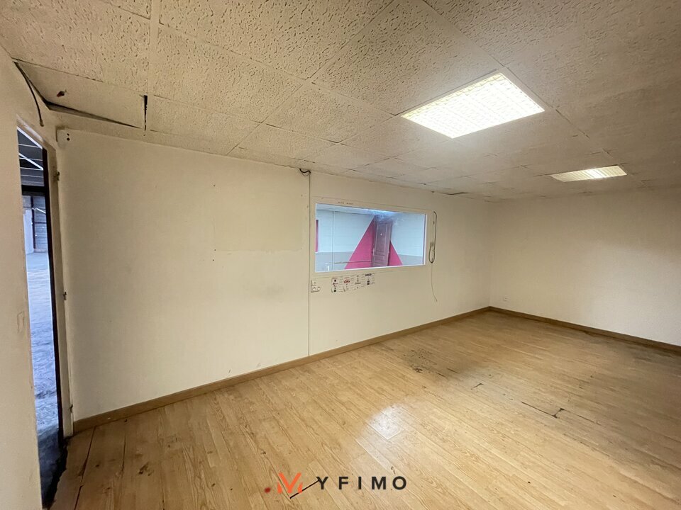 LOCATION ENTREPÔTS ET LOCAUX D'ACTIVITÉ ECQUEVILLY (78920) | 78_1427 | photo 4