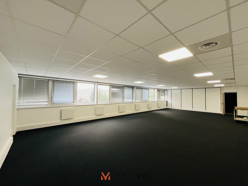 LOCATION BUREAUX CARRIERES SUR SEINE (78420) | 78_1465 | photo 2