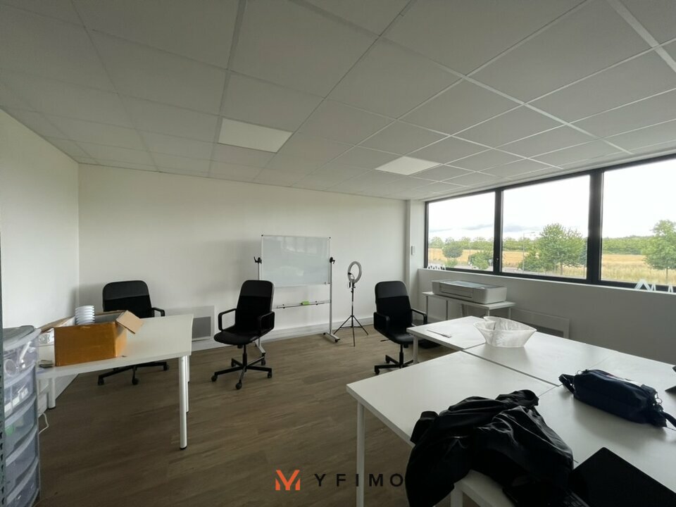 LOCATION ENTREPÔTS ET LOCAUX D'ACTIVITÉ BUCHELAY (78200) | 78_1122 | photo 6