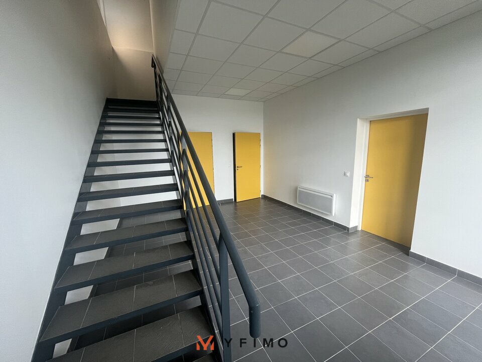 VENTE ENTREPÔTS ET LOCAUX D'ACTIVITÉ CHANTELOUP LES VIGNES (78570) | 78_1023 | photo 4