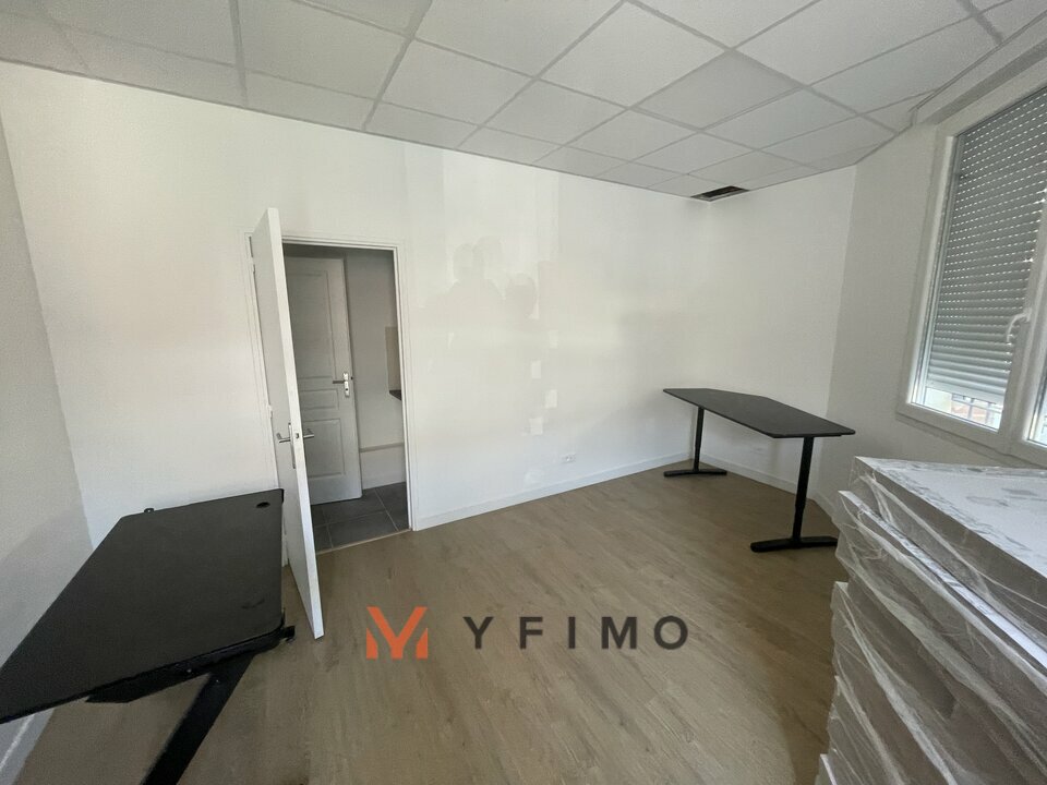 LOCATION ENTREPÔTS ET LOCAUX D'ACTIVITÉ AUBERGENVILLE (78410) | 78_1578 | photo 3