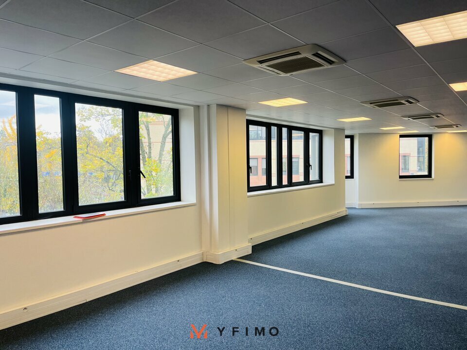 LOCATION BUREAUX MONTIGNY-LE-BRETONNEUX (78180) | 78_1457 | photo 4