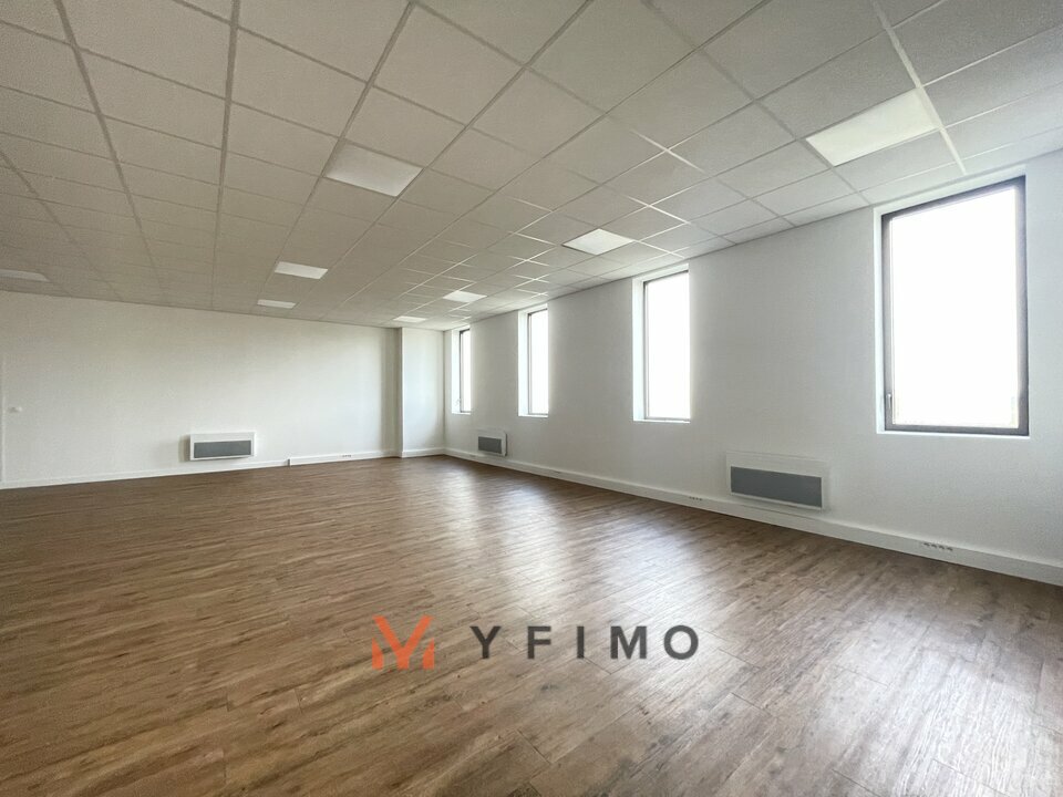 LOCATION ENTREPÔTS ET LOCAUX D'ACTIVITÉ BUCHELAY (78200) | 78_1568 | photo 5