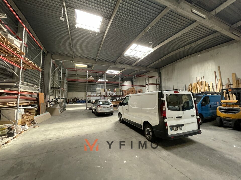 LOCATION ENTREPÔTS ET LOCAUX D'ACTIVITÉ EPONE (78680) | 78_1282 | photo 2