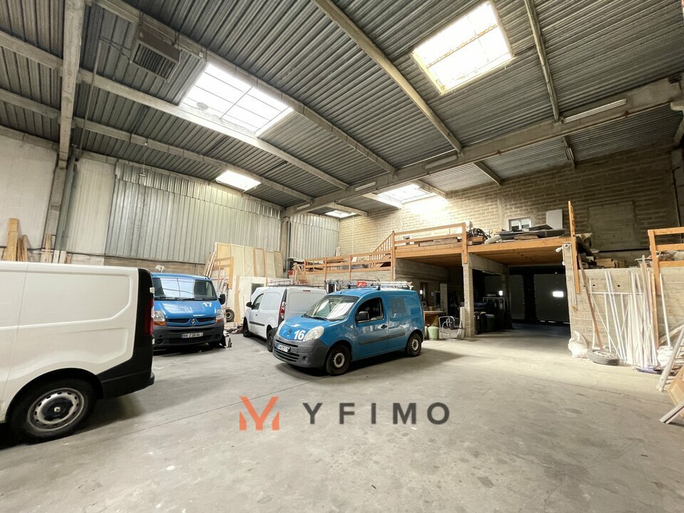 LOCATION ENTREPÔTS ET LOCAUX D'ACTIVITÉ EPONE (78680) | 78_1282 | photo 3