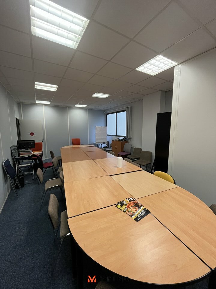 LOCATION ENTREPÔTS ET LOCAUX D'ACTIVITÉ POISSY (78300) | 78_1488 | photo 3