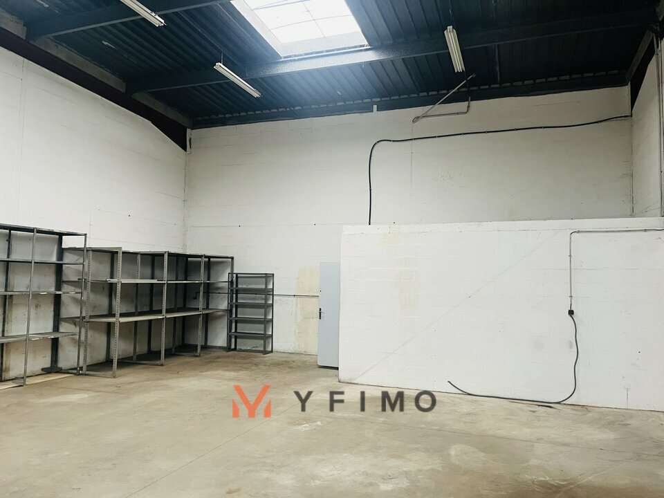 LOCATION ENTREPÔTS ET LOCAUX D'ACTIVITÉ VERNOUILLET (78540) | 78_1586 | photo 3