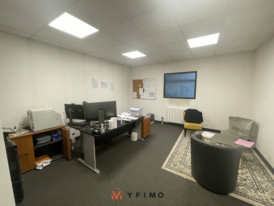 LOCATION ENTREPÔTS ET LOCAUX D'ACTIVITÉ MANTES LA VILLE (78200) | 78_1362 | photo 4