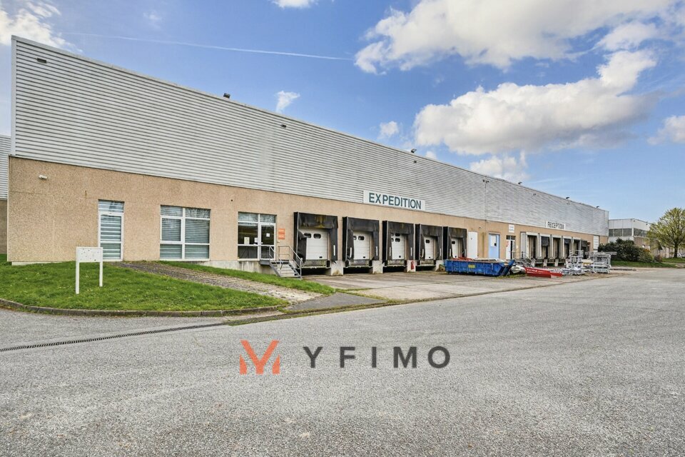 LOCATION ENTREPÔTS ET LOCAUX D'ACTIVITÉ COIGNIÈRES (78310) | 78_1604 | photo 2