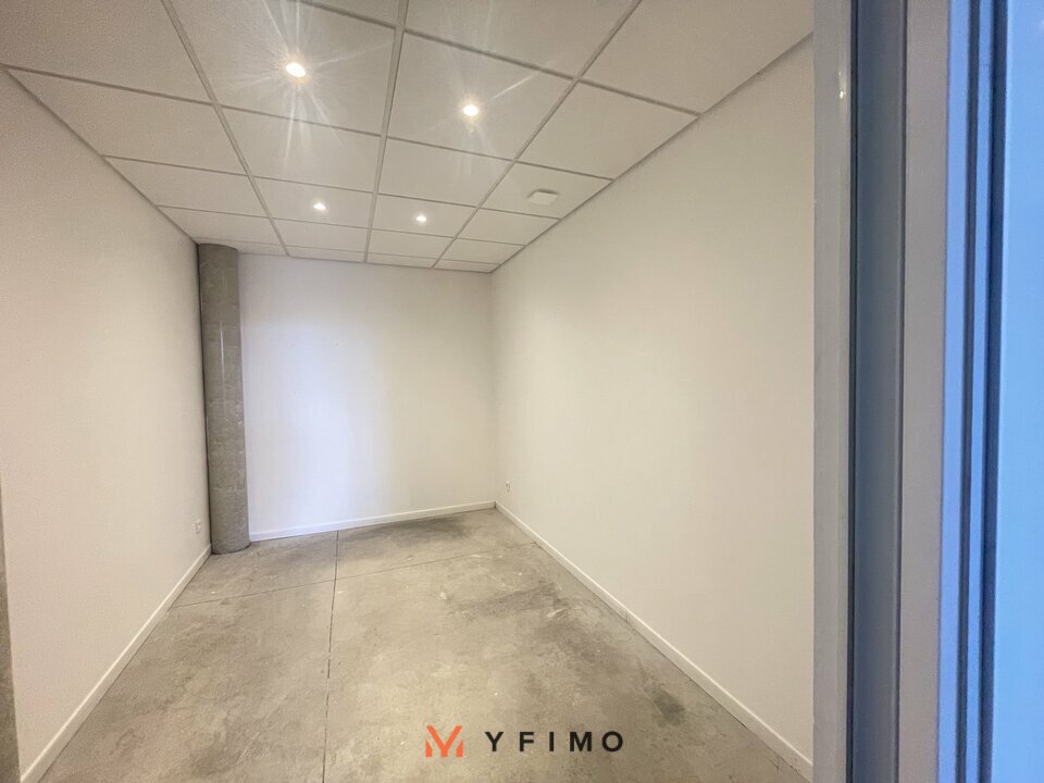 LOCATION ENTREPÔTS ET LOCAUX D'ACTIVITÉ ECQUEVILLY (78920) | 78_1504 | photo 4