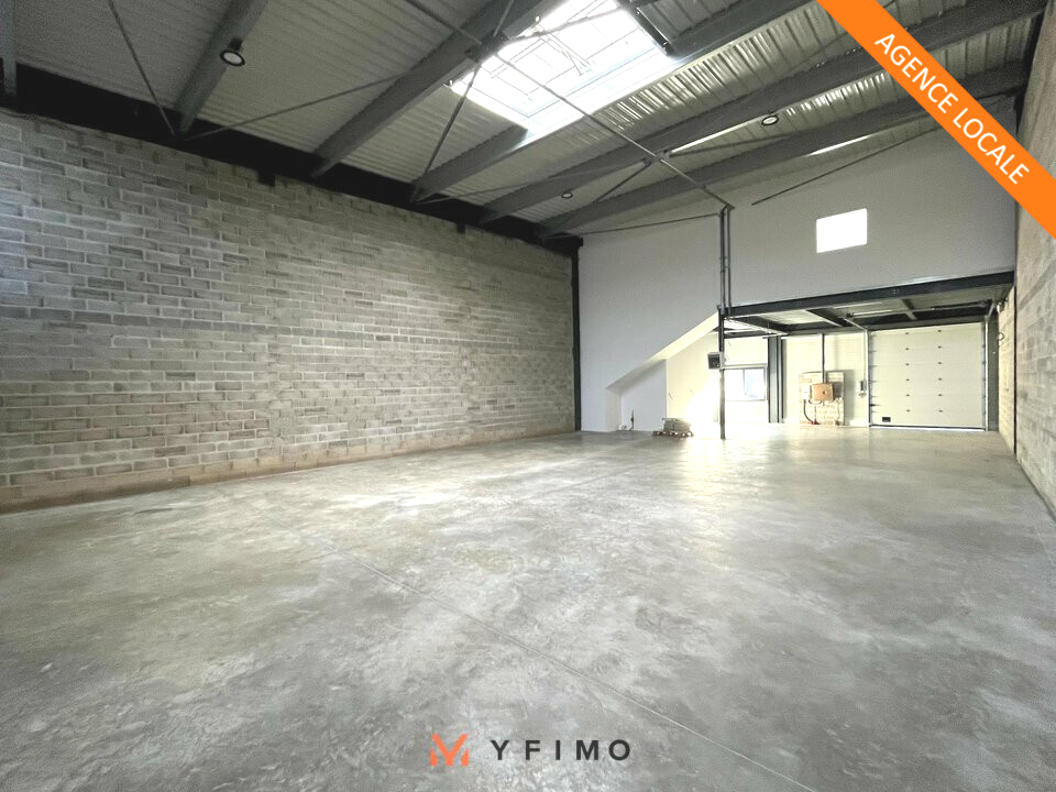 LOCATION ENTREPÔTS ET LOCAUX D'ACTIVITÉ LES MUREAUX (78130) | 78_1505 | photo 1