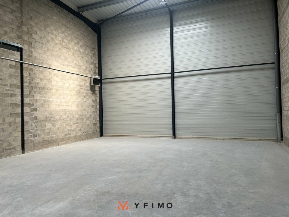 LOCATION ENTREPÔTS ET LOCAUX D'ACTIVITÉ LES MUREAUX (78130) | 78_1505 | photo 7