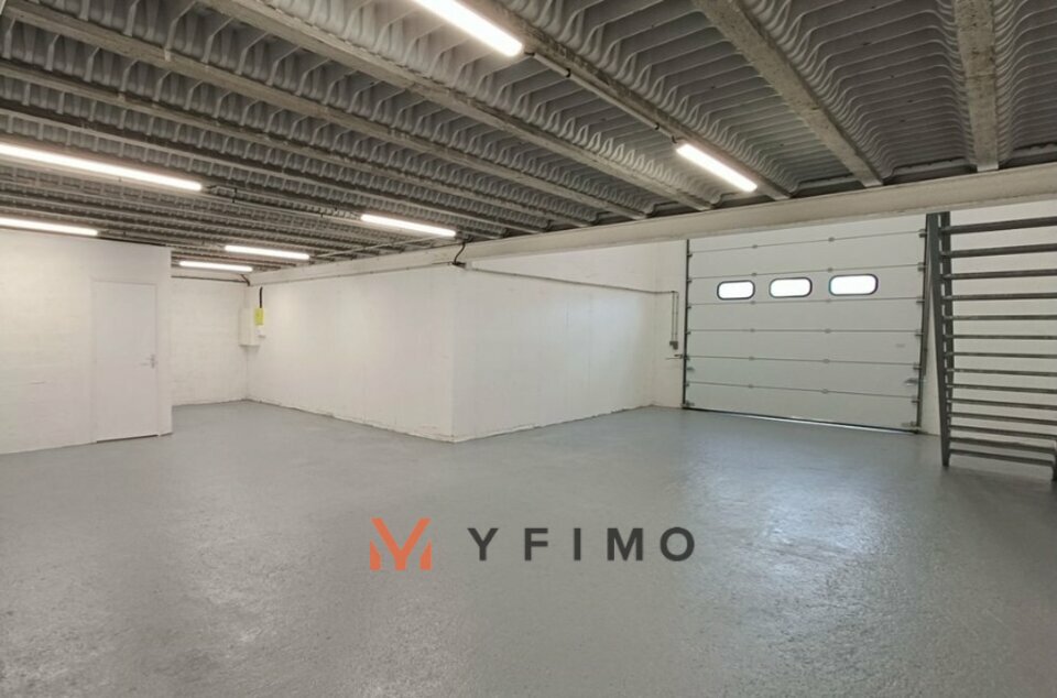 LOCATION ENTREPÔTS ET LOCAUX D'ACTIVITÉ LES MUREAUX (78130) | 78_1589 | photo 2