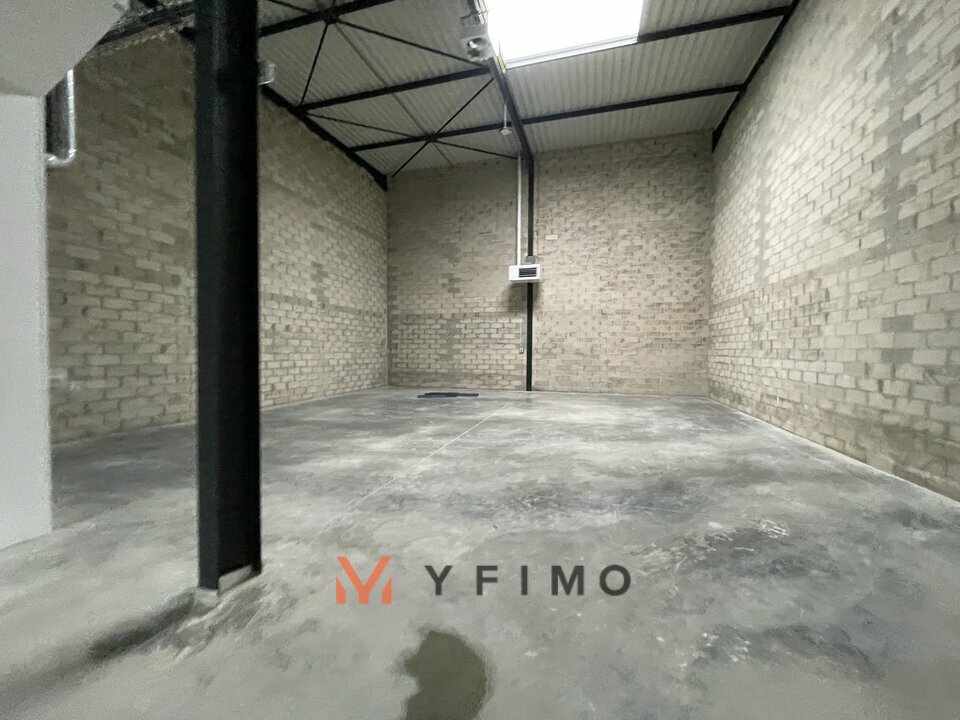 LOCATION ENTREPÔTS ET LOCAUX D'ACTIVITÉ AUBERGENVILLE (78410) | 78_1590 | photo 3