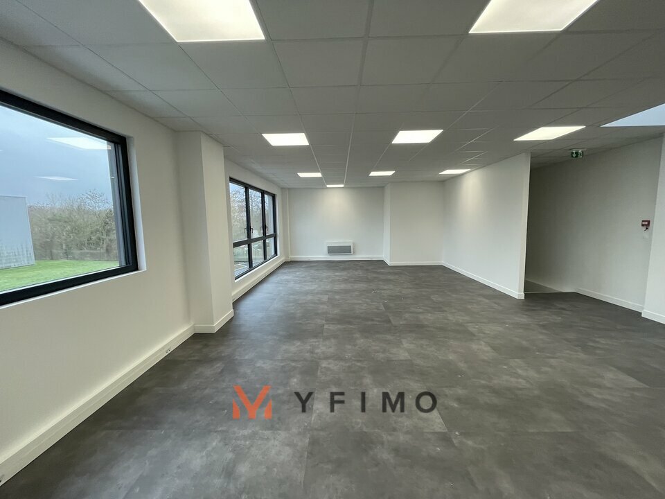 LOCATION ENTREPÔTS ET LOCAUX D'ACTIVITÉ AUBERGENVILLE (78410) | 78_1590 | photo 5