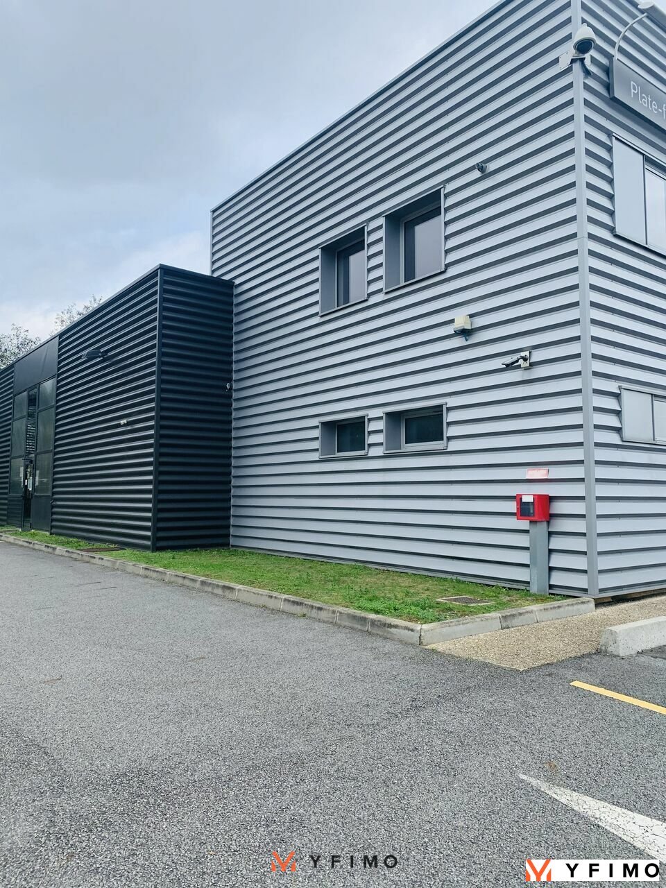 VENTE ENTREPÔTS ET LOCAUX D'ACTIVITÉ CHANTELOUP LES VIGNES (78570) | 78_0121 | photo 2