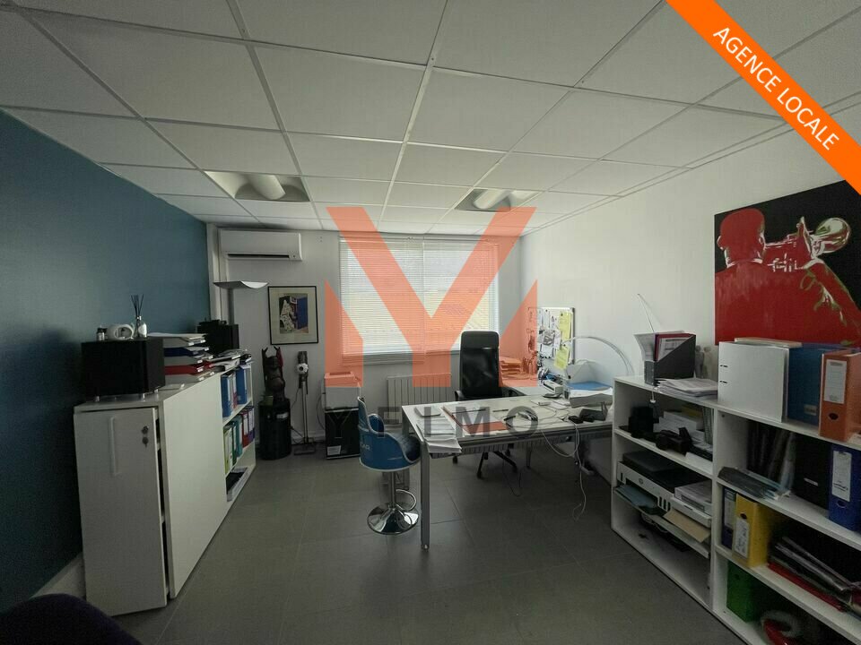 LOCATION ENTREPÔTS ET LOCAUX D'ACTIVITÉ ECQUEVILLY (78920) | 78_1214 | photo 2