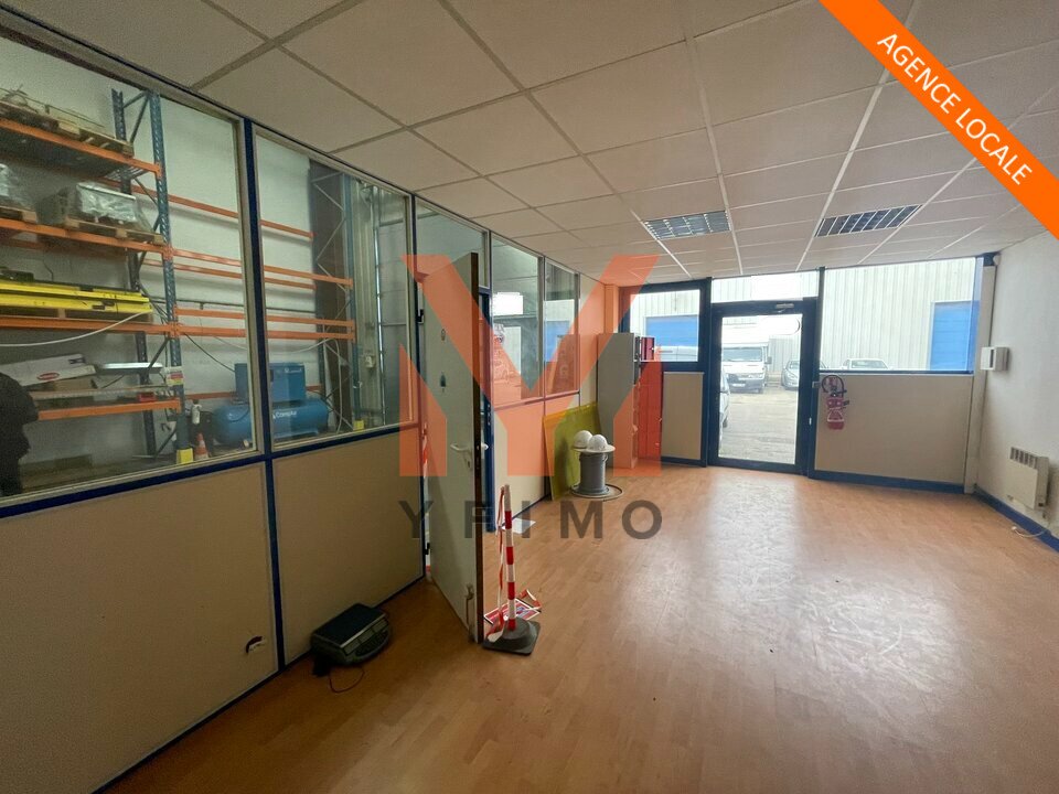 LOCATION ENTREPÔTS ET LOCAUX D'ACTIVITÉ LES MUREAUX (78130) | 78_1321 | photo 3