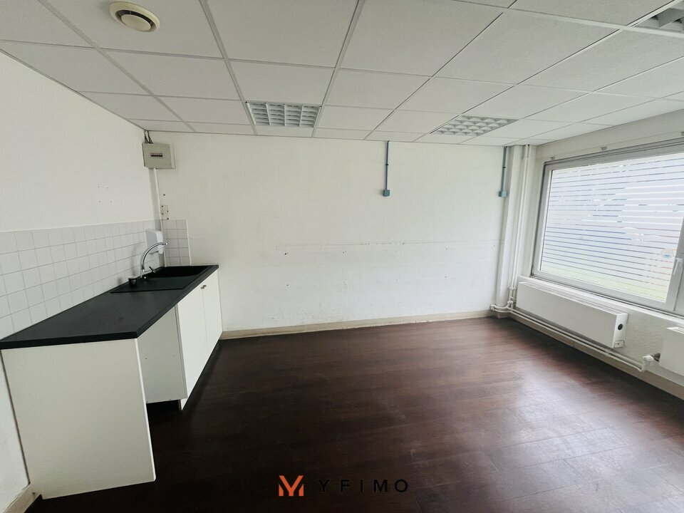 LOCATION ENTREPÔTS ET LOCAUX D'ACTIVITÉ TRAPPES (78190) | 78_1394 | photo 4