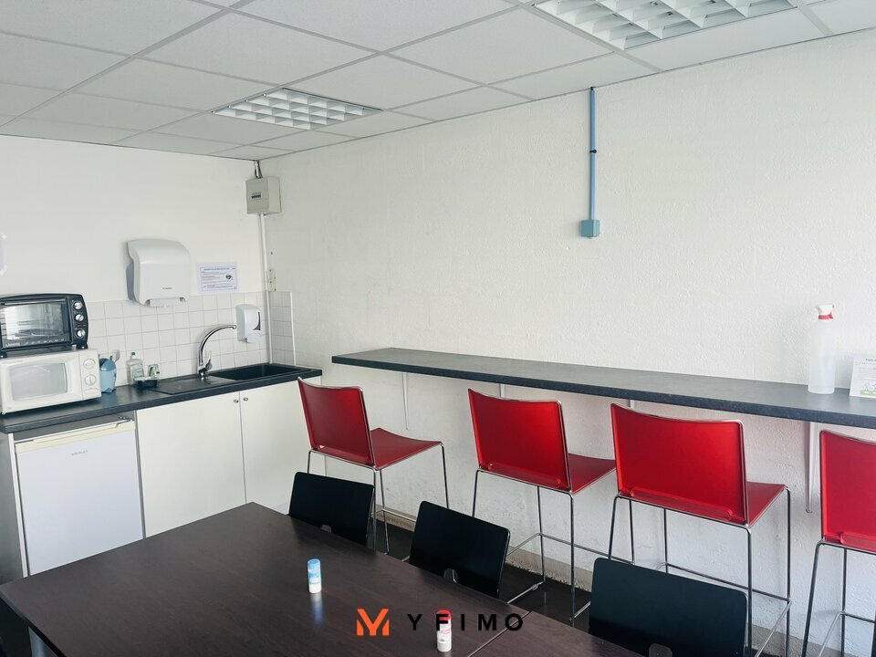 LOCATION ENTREPÔTS ET LOCAUX D'ACTIVITÉ TRAPPES (78190) | 78_1394 | photo 5