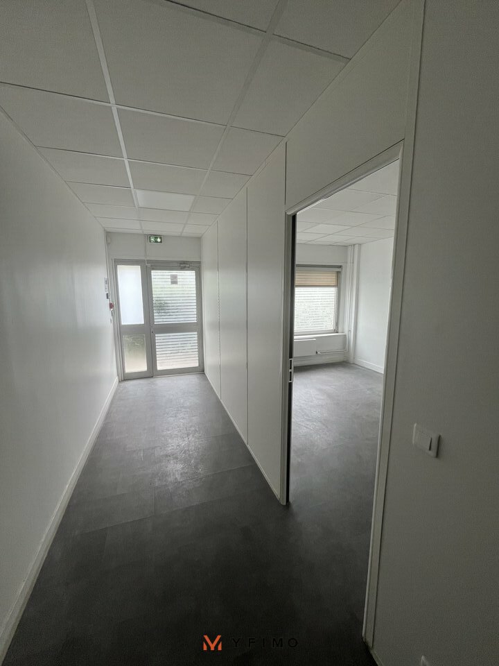 LOCATION ENTREPÔTS ET LOCAUX D'ACTIVITÉ TRAPPES (78190) | 78_1394 | photo 6