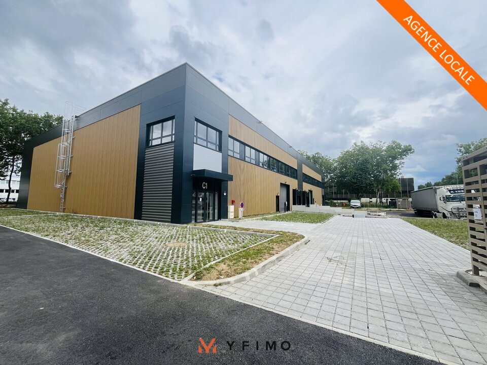 LOCATION ENTREPÔTS ET LOCAUX D'ACTIVITÉ TRAPPES (78190) | 78_1396 | photo 1