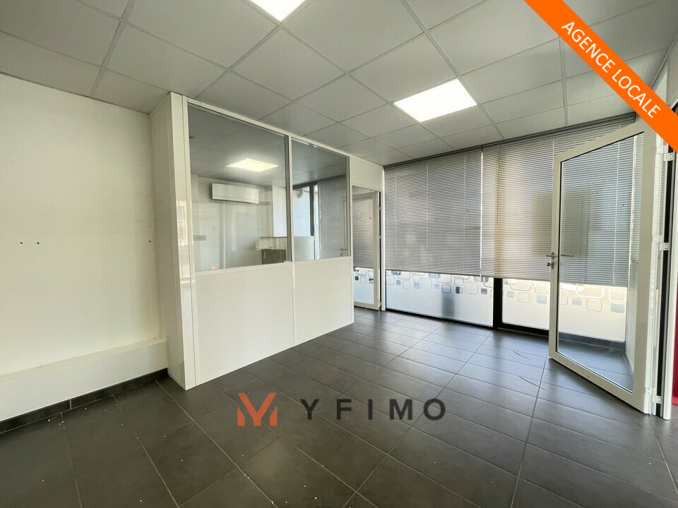 LOCATION COMMERCE ECQUEVILLY (78920) | 78_1580 | photo 1