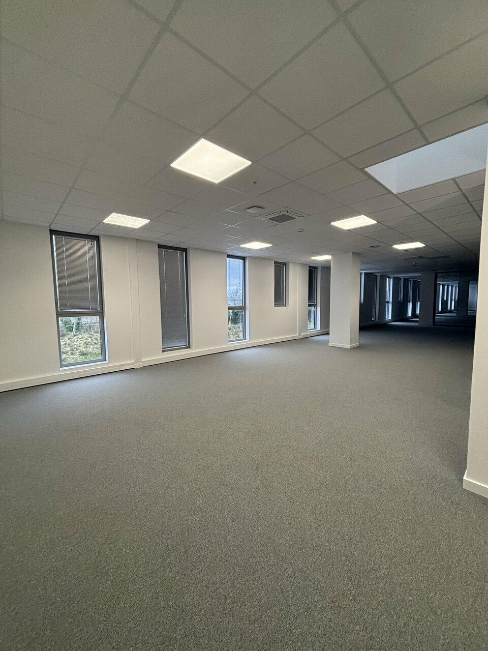 LOCATION ENTREPÔTS ET LOCAUX D'ACTIVITÉ CONFLANS-SAINTE-HONORINE (78700) | 78_1494 | photo 7