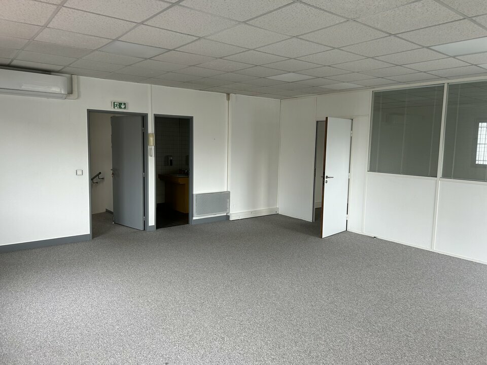 LOCATION ENTREPÔTS ET LOCAUX D'ACTIVITÉ HERBLAY (95220) | 95_0417 | photo 3